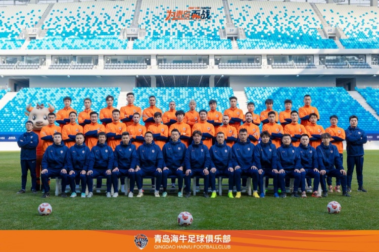 青島海牛一線隊名單：老將鄭龍、薩里奇坐鎮(zhèn)，金洋洋等新援在列