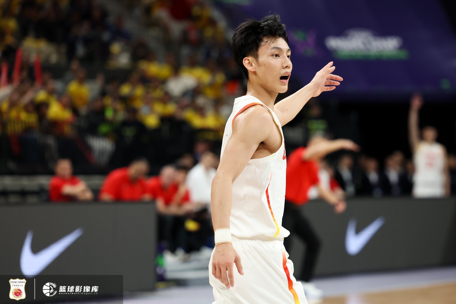 首發(fā)出戰(zhàn)不在狀態(tài)！徐杰全場3中0沒得分 拿到3板1助2斷另2失誤